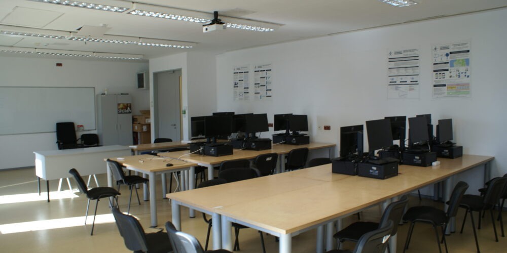Innovative Services Laboratory for Smart, Digital and Collaborative Future Society